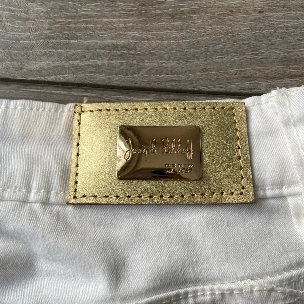 Joseph Ribkoff Embroidered Leg Jean - Picture 14 of 15